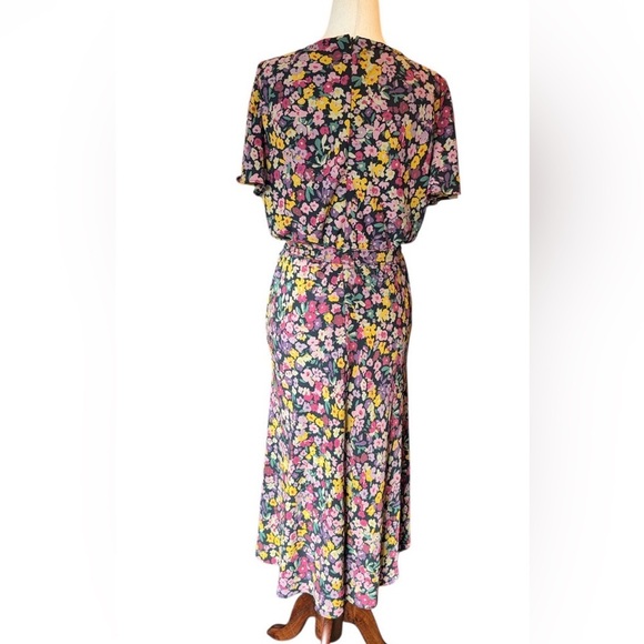 Lauren Ralph Lauren NWT Floral Crepe Flutter-Sleeve Dress - Picture 4 of 5